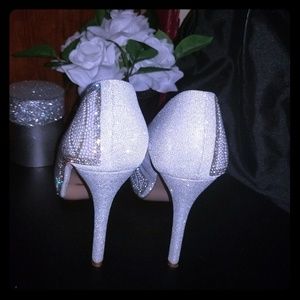 Sliver/Pearl's heels